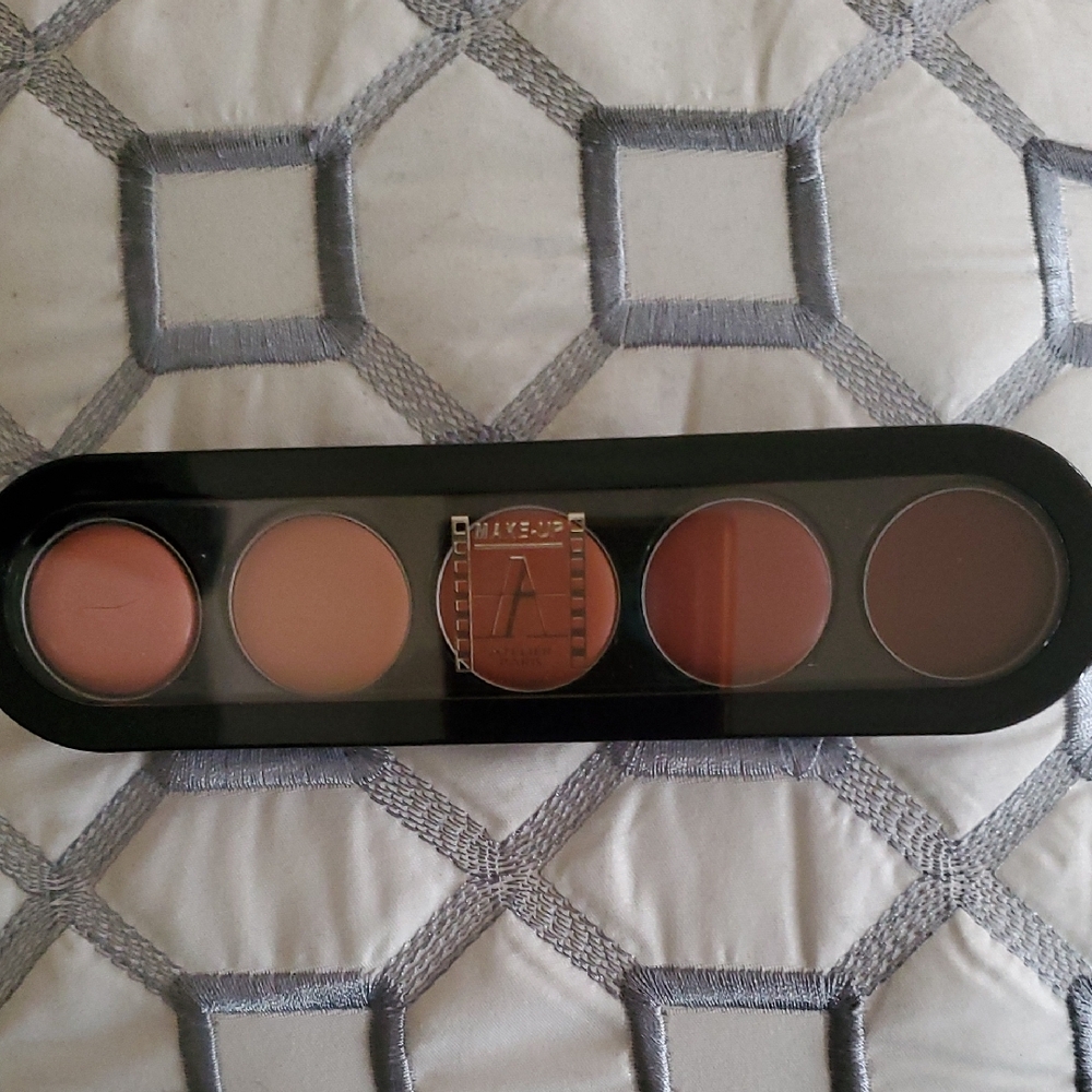 Alyse Neutral Eyeshadow Palette